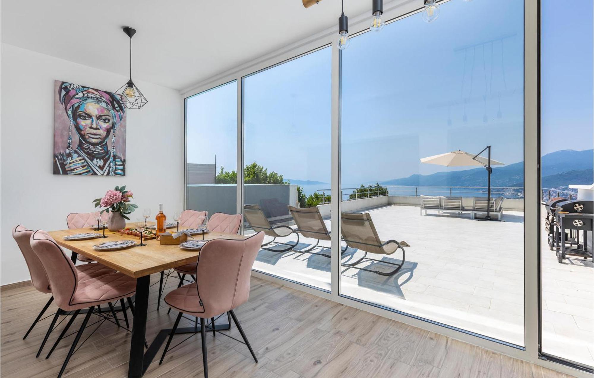 Amazing Apartment In Rijeka With Wifi ภายนอก รูปภาพ