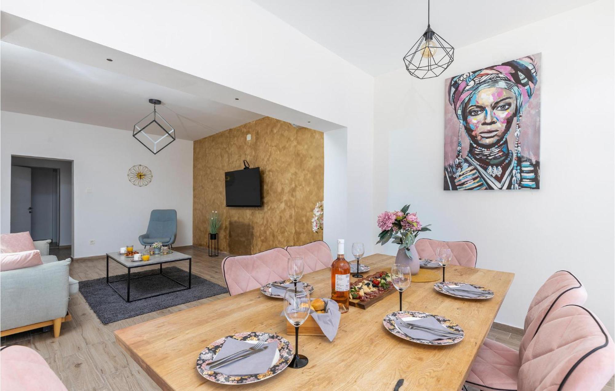 Amazing Apartment In Rijeka With Wifi ภายนอก รูปภาพ