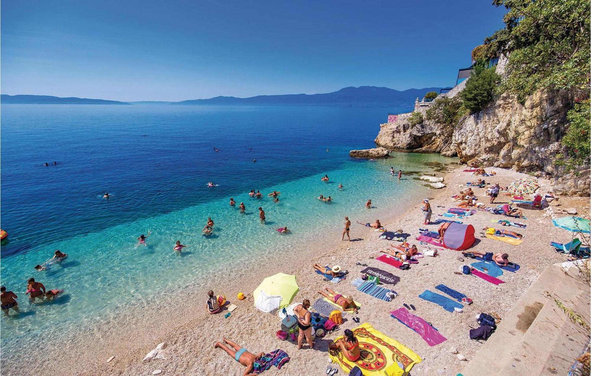 Amazing Apartment In Rijeka With Wifi ภายนอก รูปภาพ